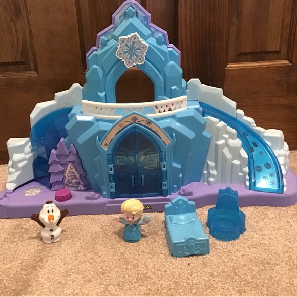 Disney Frozen Ice Palace Playset with Elsa and Olaf - Picture 1 of 1